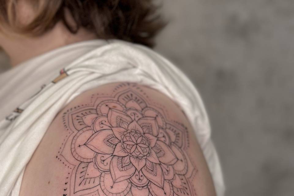 Mandala para hombro.