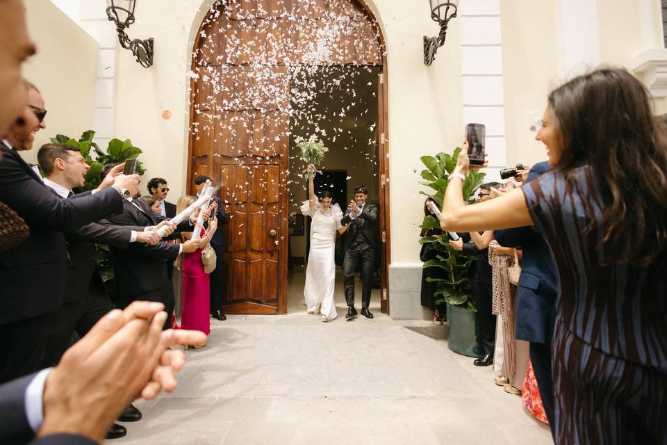 Salida novios iglesia