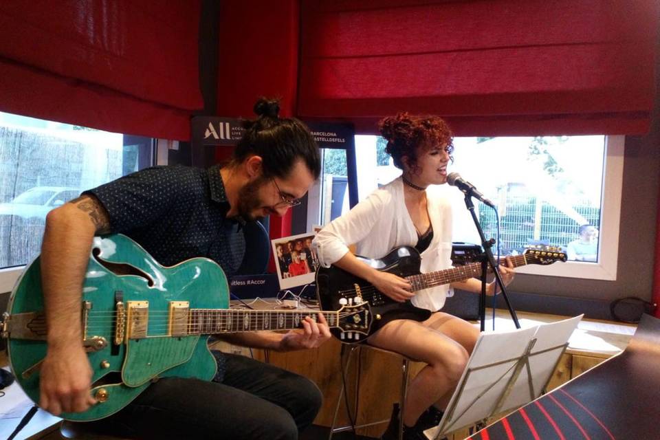 Lara Offroy