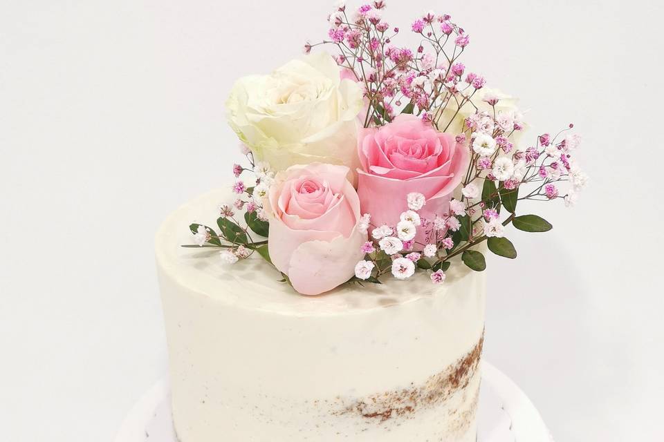 Tarta pequeña de boda