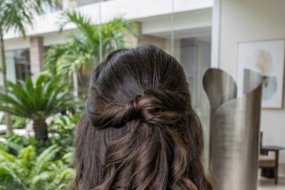 Medio recogido con ondas suave