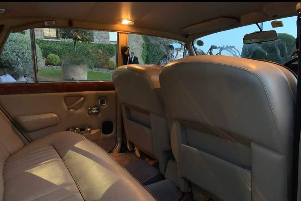 Interior Silver Shadow negro