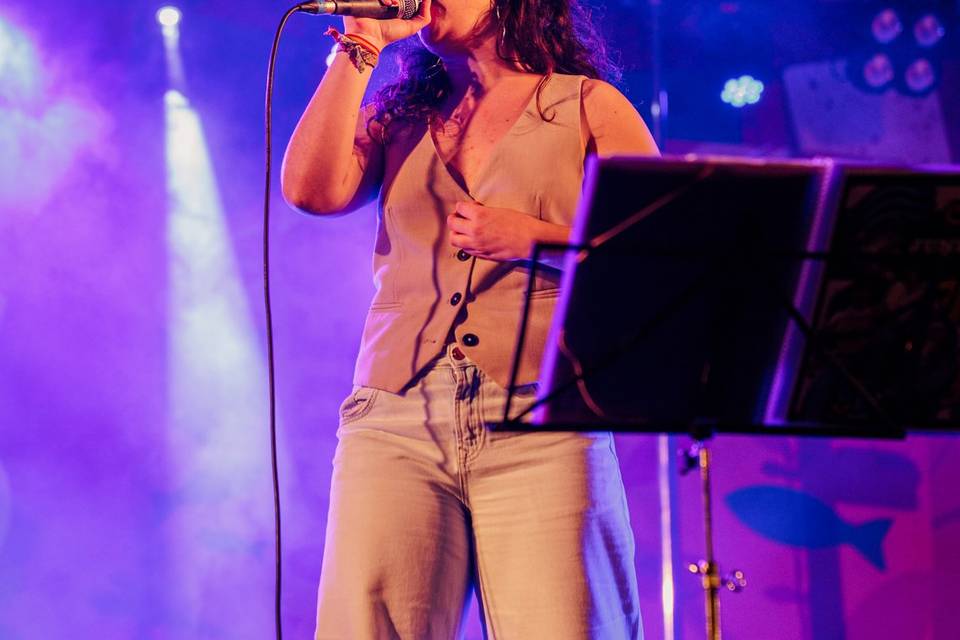 Nuestra cantante