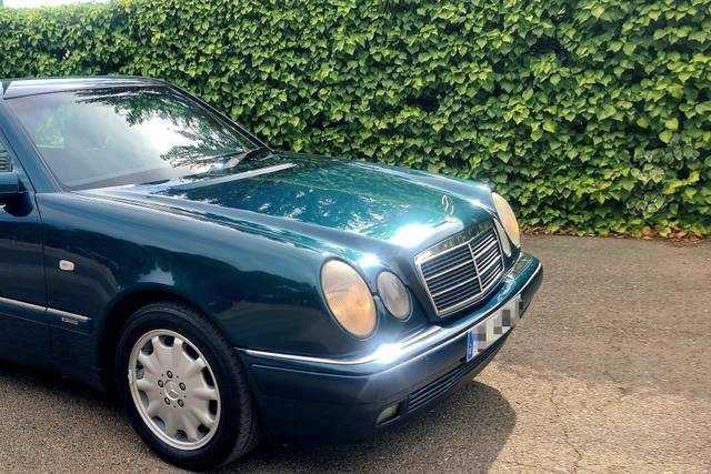 Mercedes E300