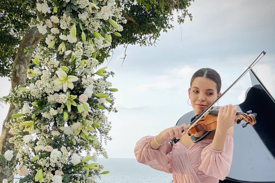 Angie Mar Violinista