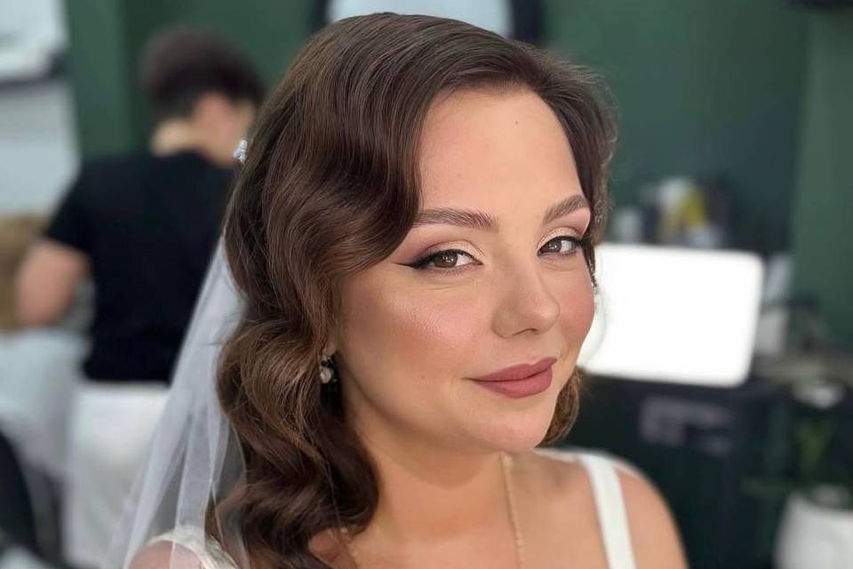 Natural con eyeiner marcado