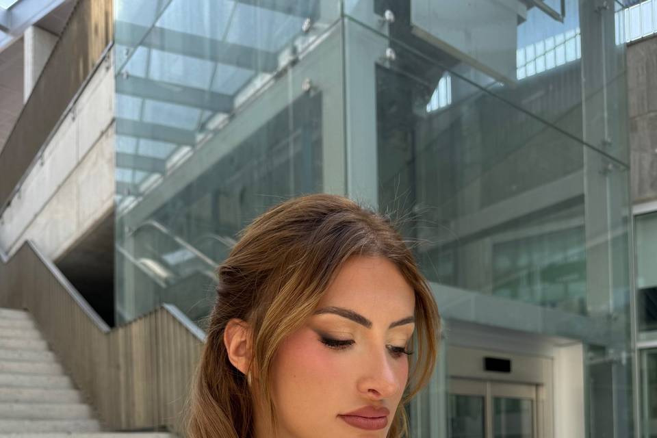 Maquillaje y peinado novia