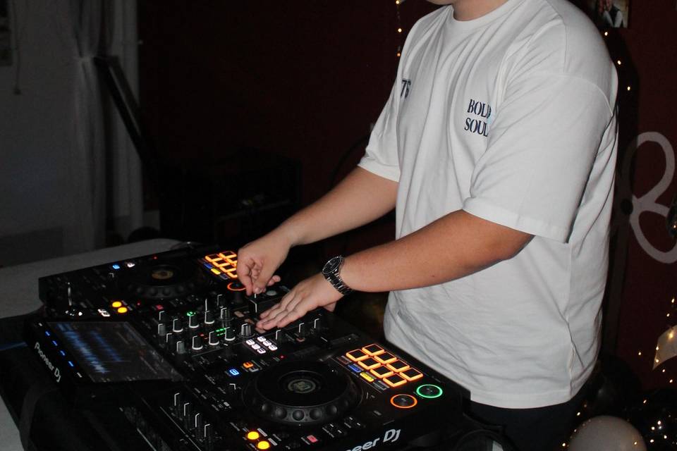 DJ Cano