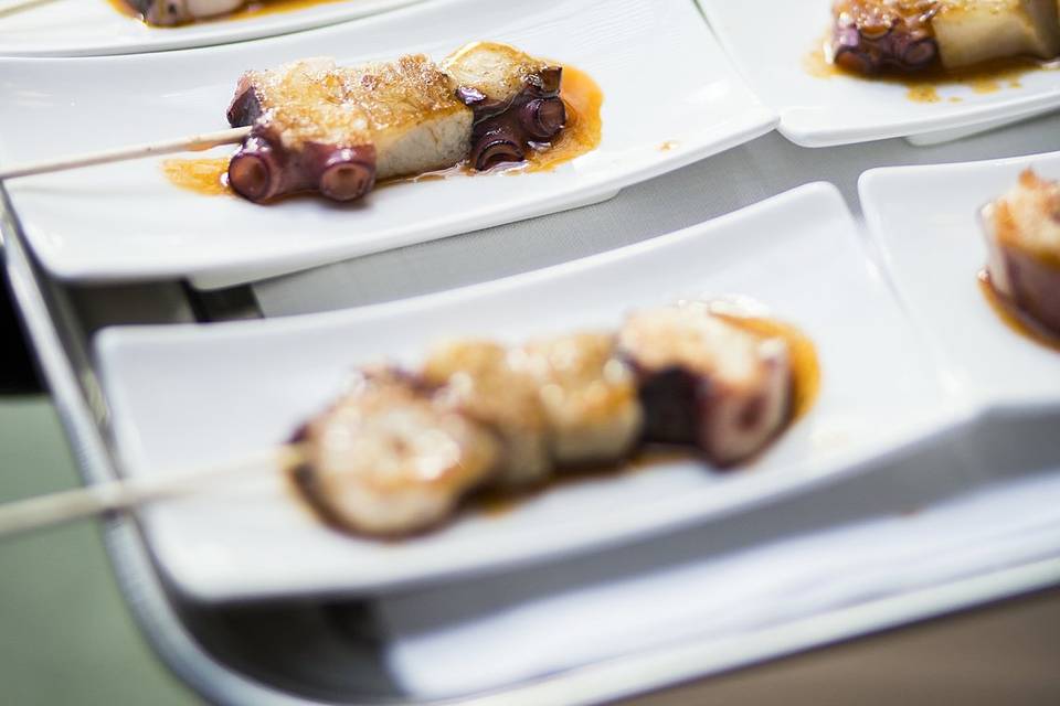Pincho de pulpo y panceta conf