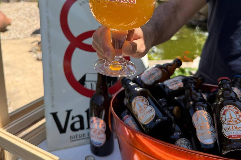Cerveza Val Dieu en copa