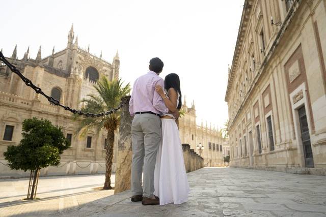 Pareja en la Catedral