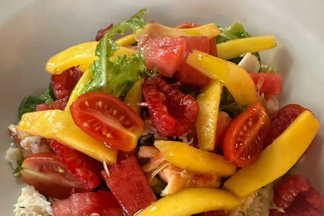 Ensalada de bogavante soasado