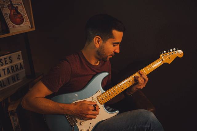 Jorge a la Guitarra