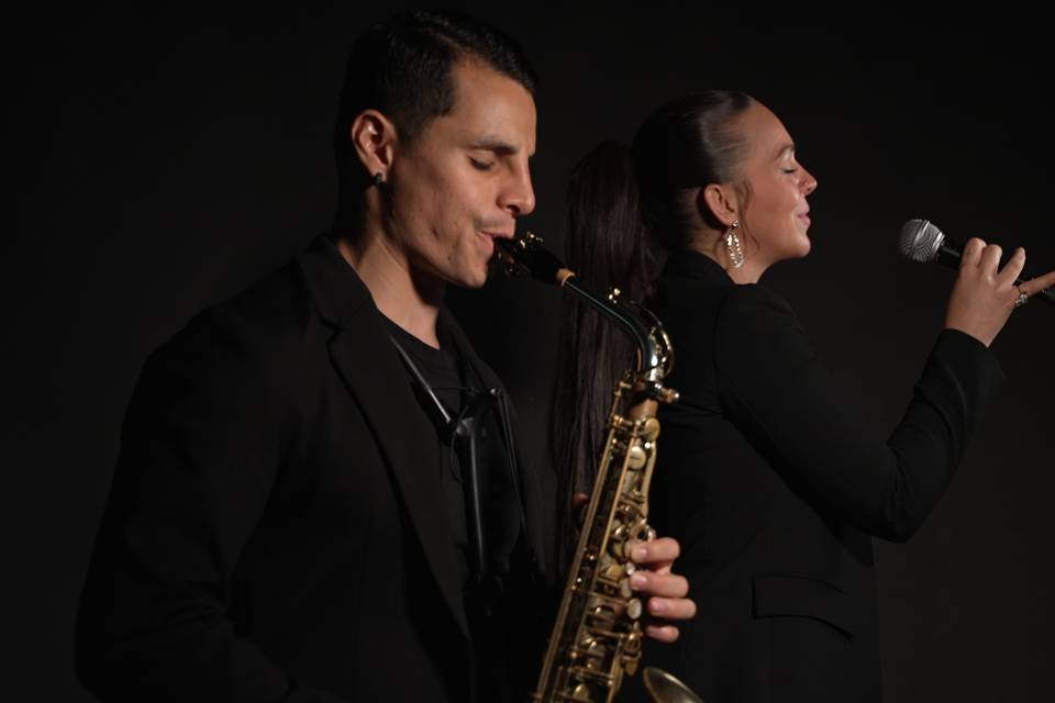 Saxo y Voz