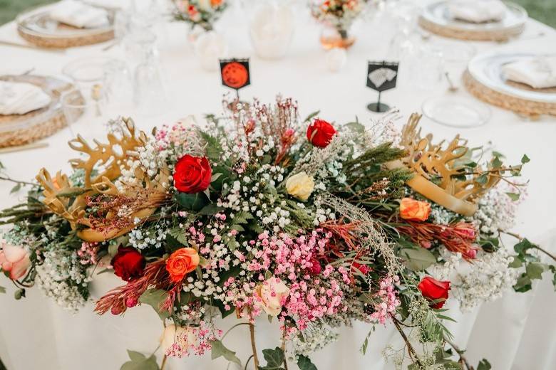 Decoración mesa de novios