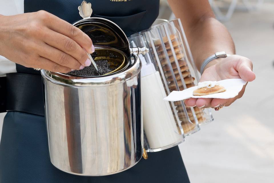Roaming caviar service