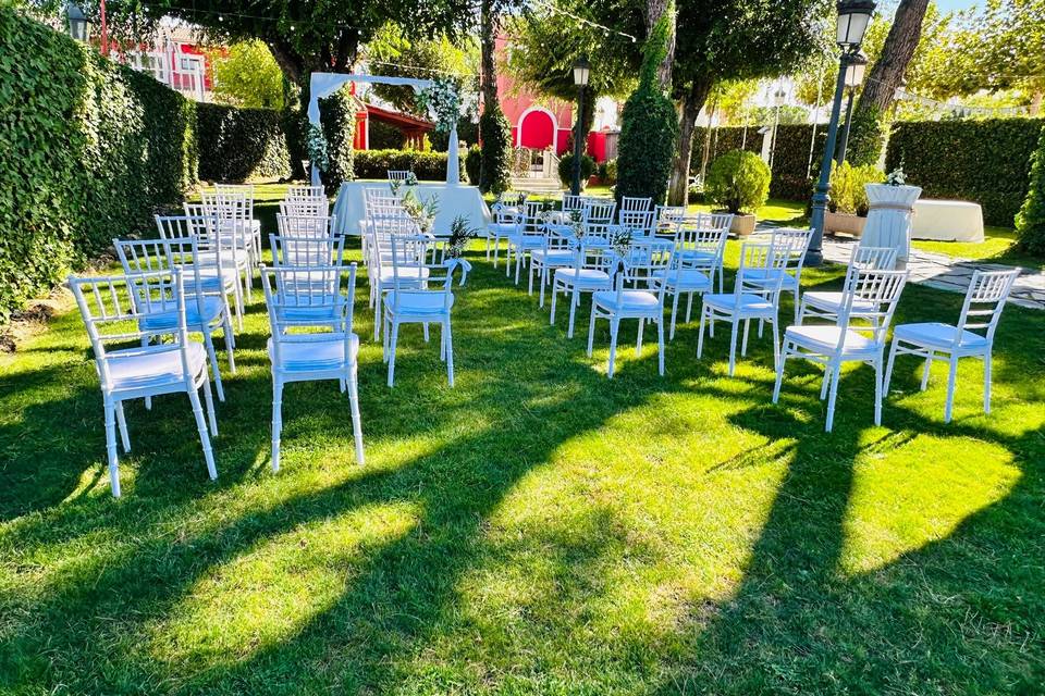 Ceremonia Civil en el Jardín