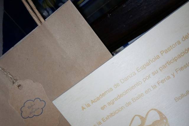 Placas