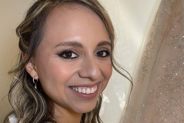 Lucia y su maquillaje