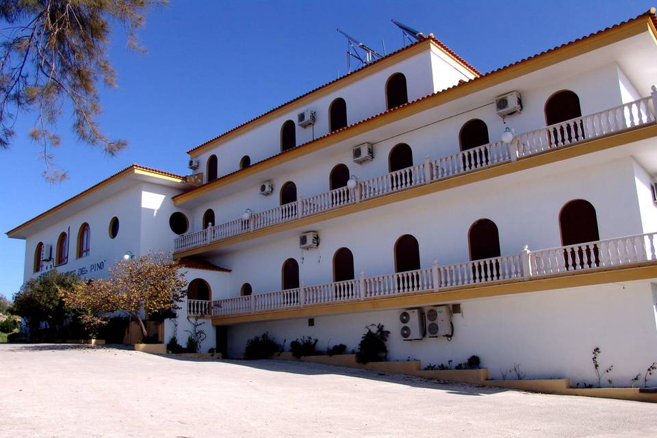 Hotel Fuente del Pino