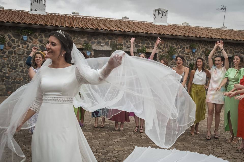 Fotograma de vídeo teaser