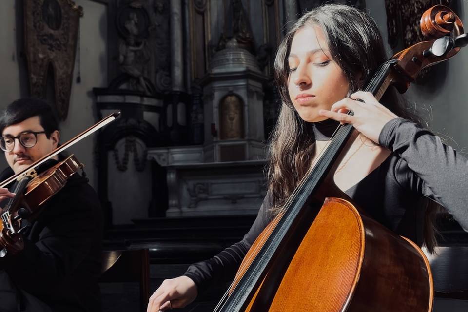 Músicos en la iglesia