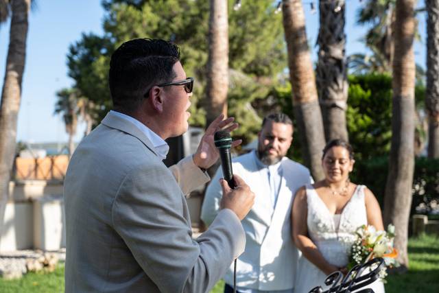 Boda Oficiada en Costa Blanca