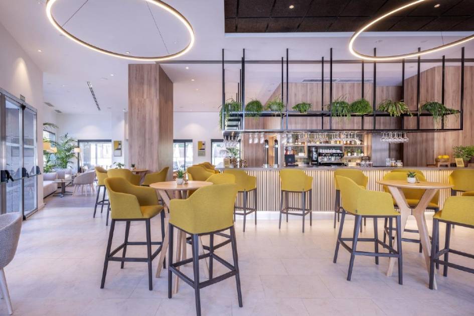 Bar Lobby Front