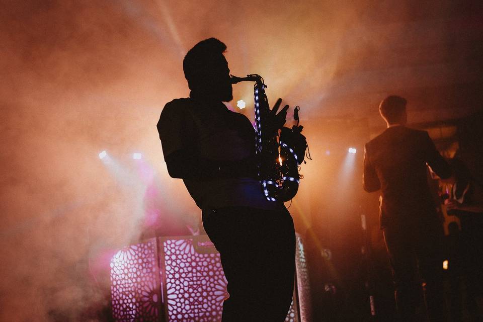 Saxofonista Granada fiestas