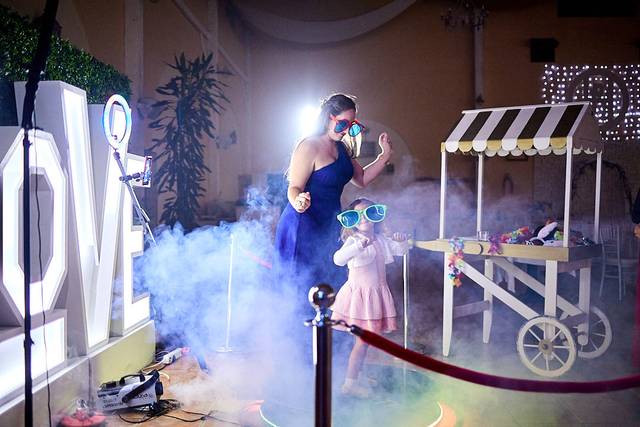 Videomatón para boda con cartel love