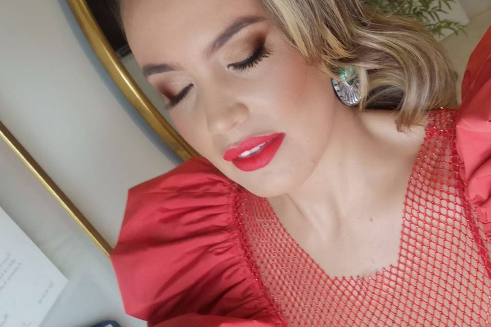 Ana Hernández Makeuptusa