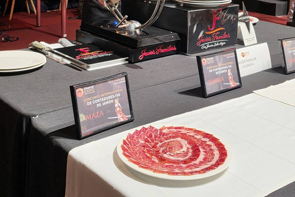 Con Jamón Sabe Mejor