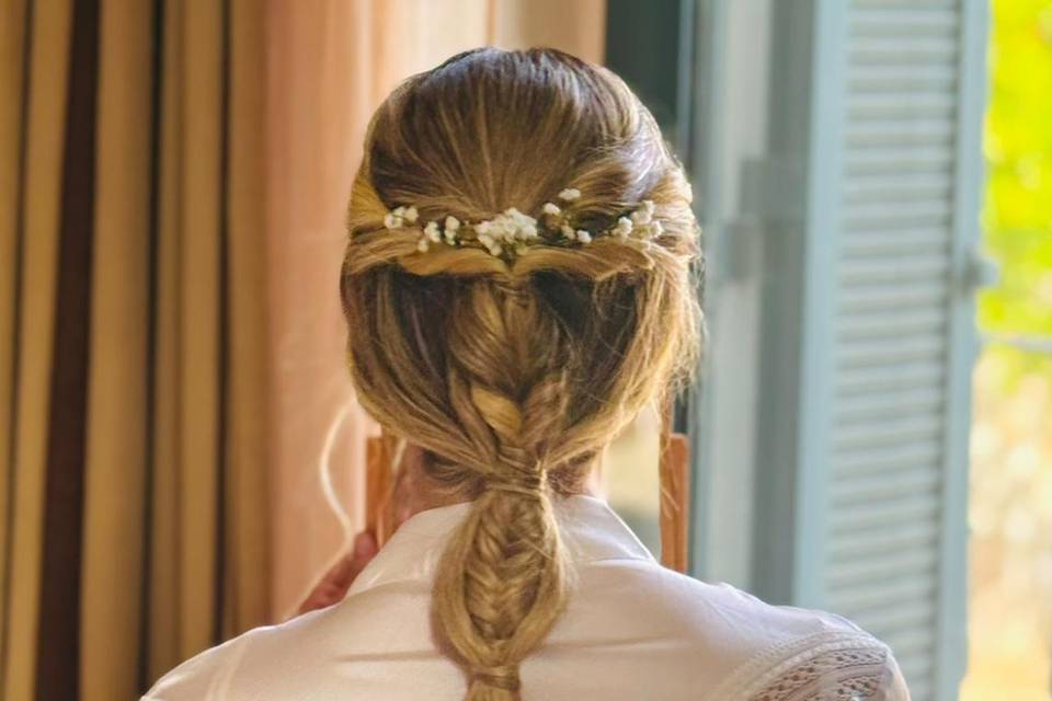 Semirecogido y trenza de novia