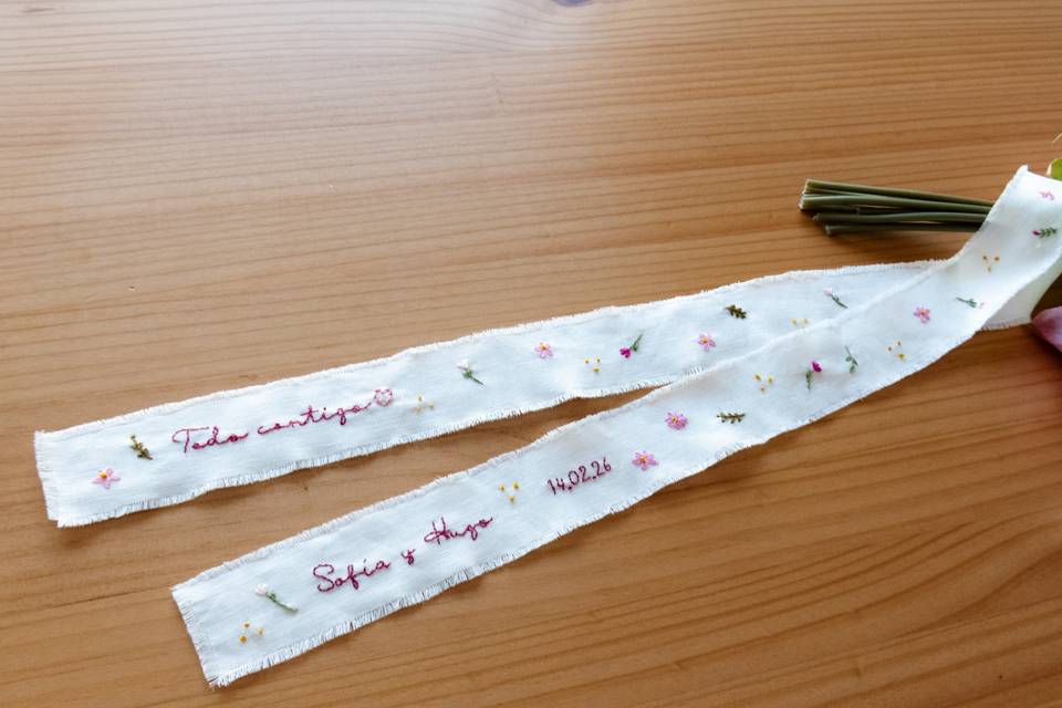 Cinta bordada personalizada
