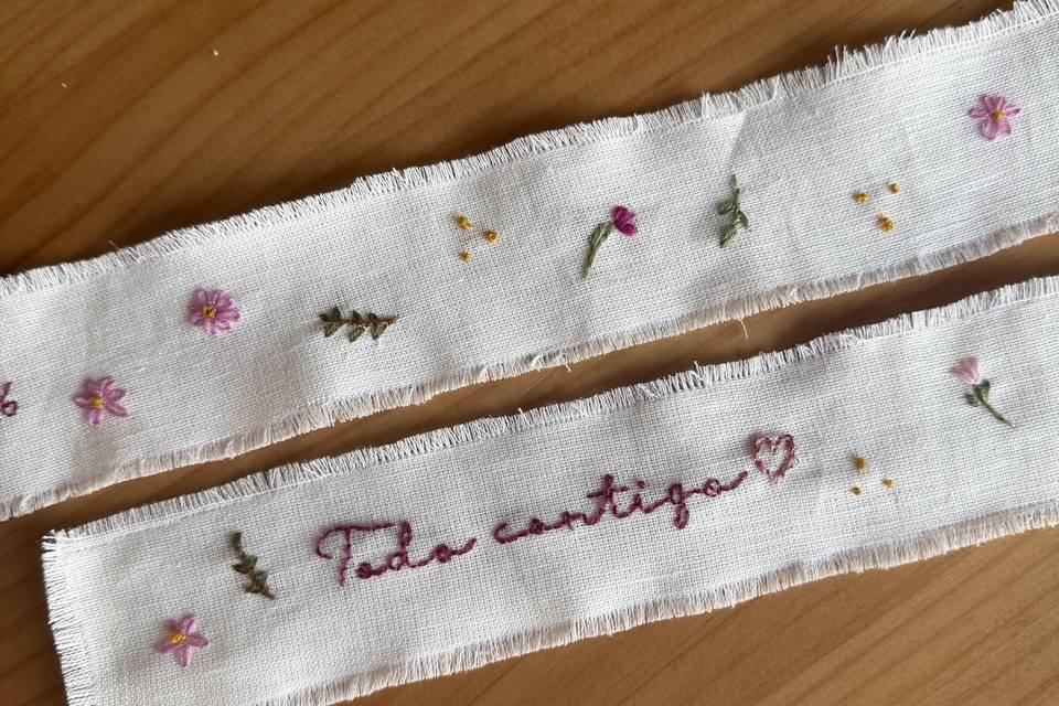 Cinta bordada personalizada