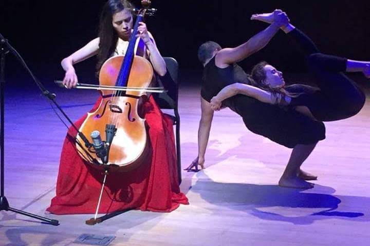 Laura mendoza music