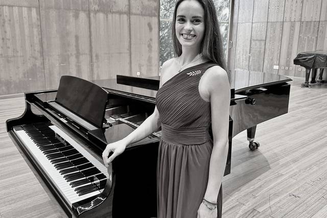 Natalia Rial - Soprano