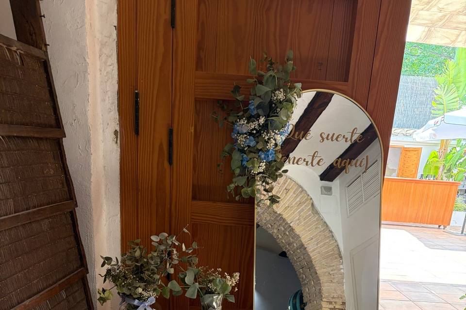 Espejo bienvenida