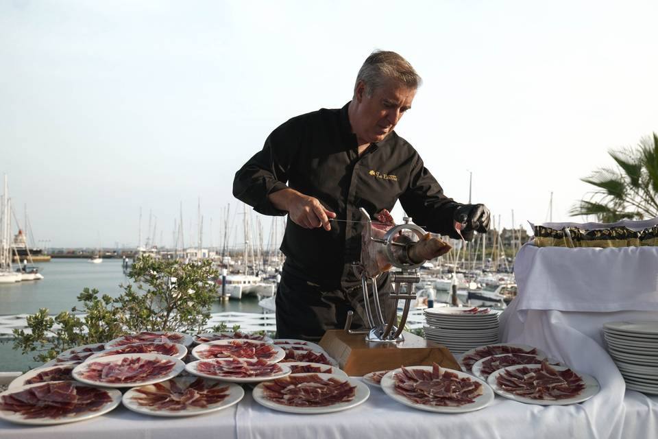 Servicio de jamón al corte