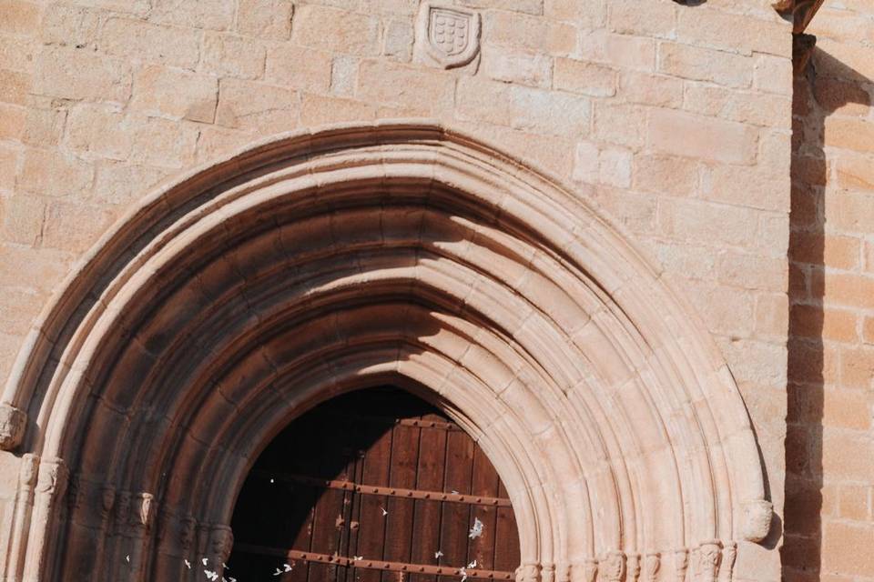 Puerta iglesia