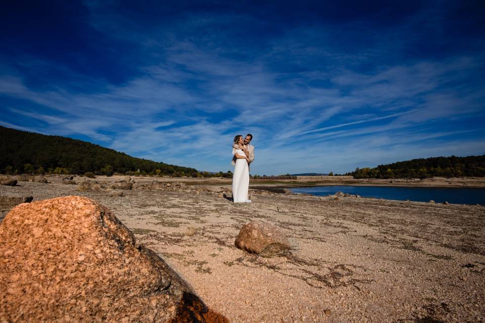 Esencial Weddings by Sonnia Martínez