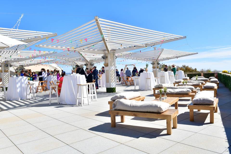 Boda de octubre en la terraza