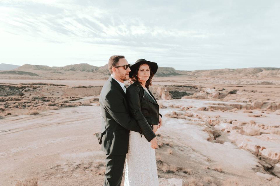 Postboda en el desierto