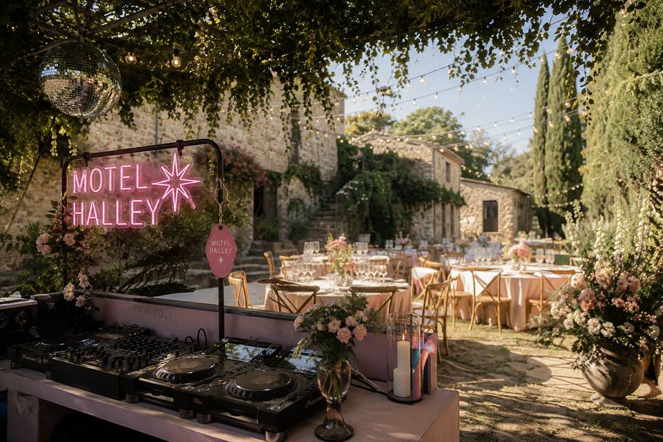 Aperitivo boda finca montaña