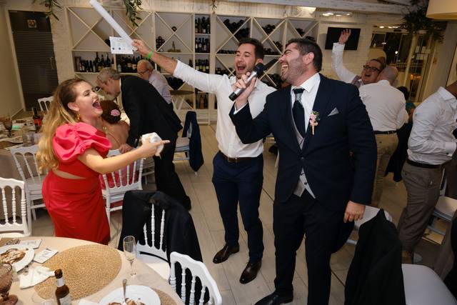 Invitados dándolo todo con PB