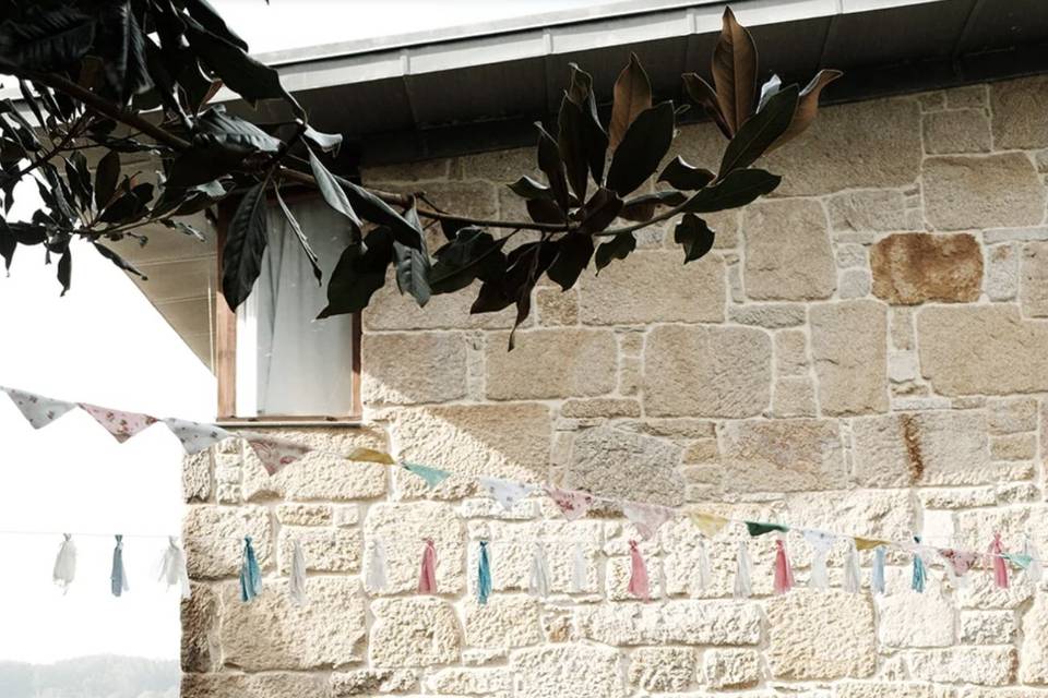 Guirnaldas decorativas hechas