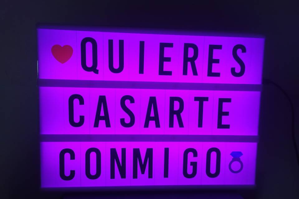 Cartel colores led frases