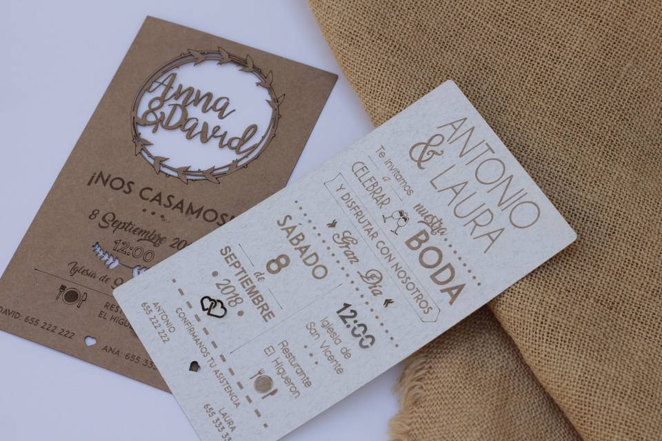 Invitación de boda de papel