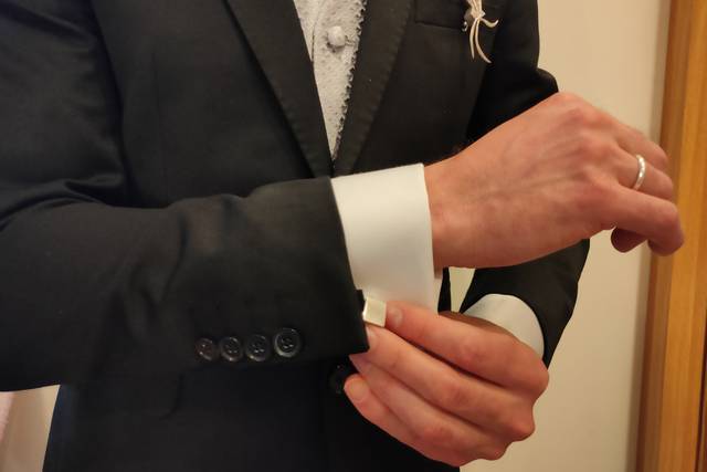 Gemelos y broche