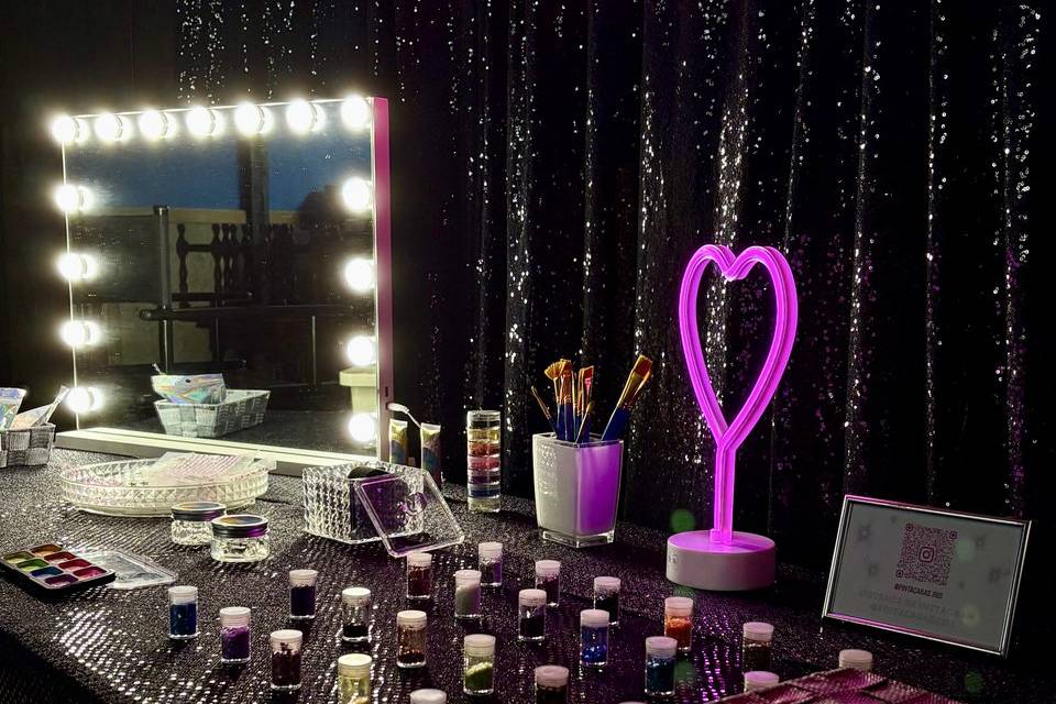 Glitter Bar